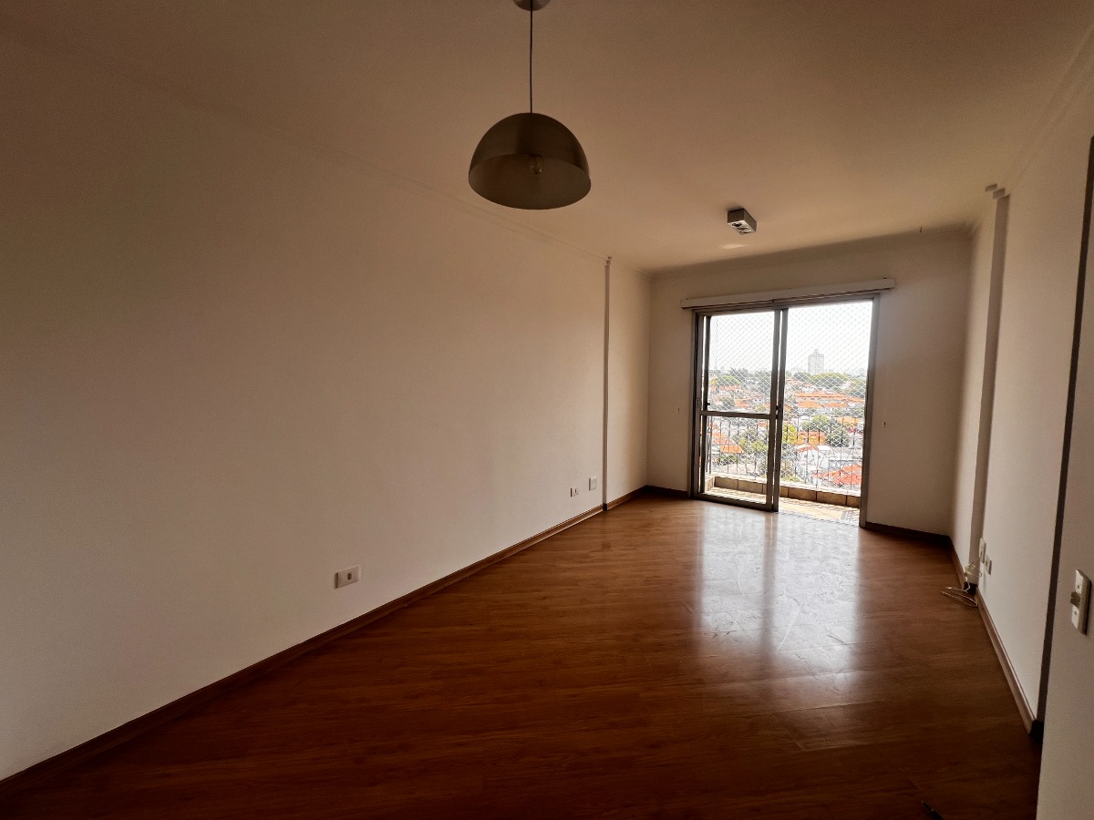 Apartamento à venda com 2 quartos, 62m² - Foto 2