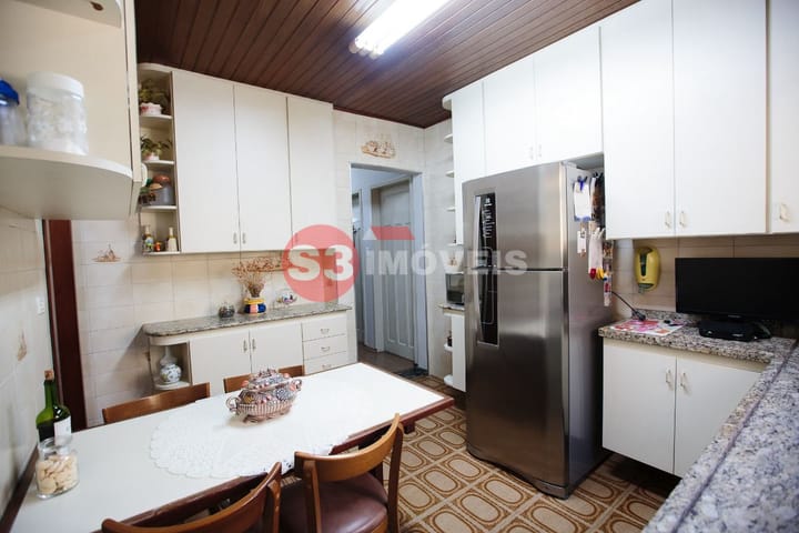 Casa à venda com 3 quartos, 150m² - Foto 27