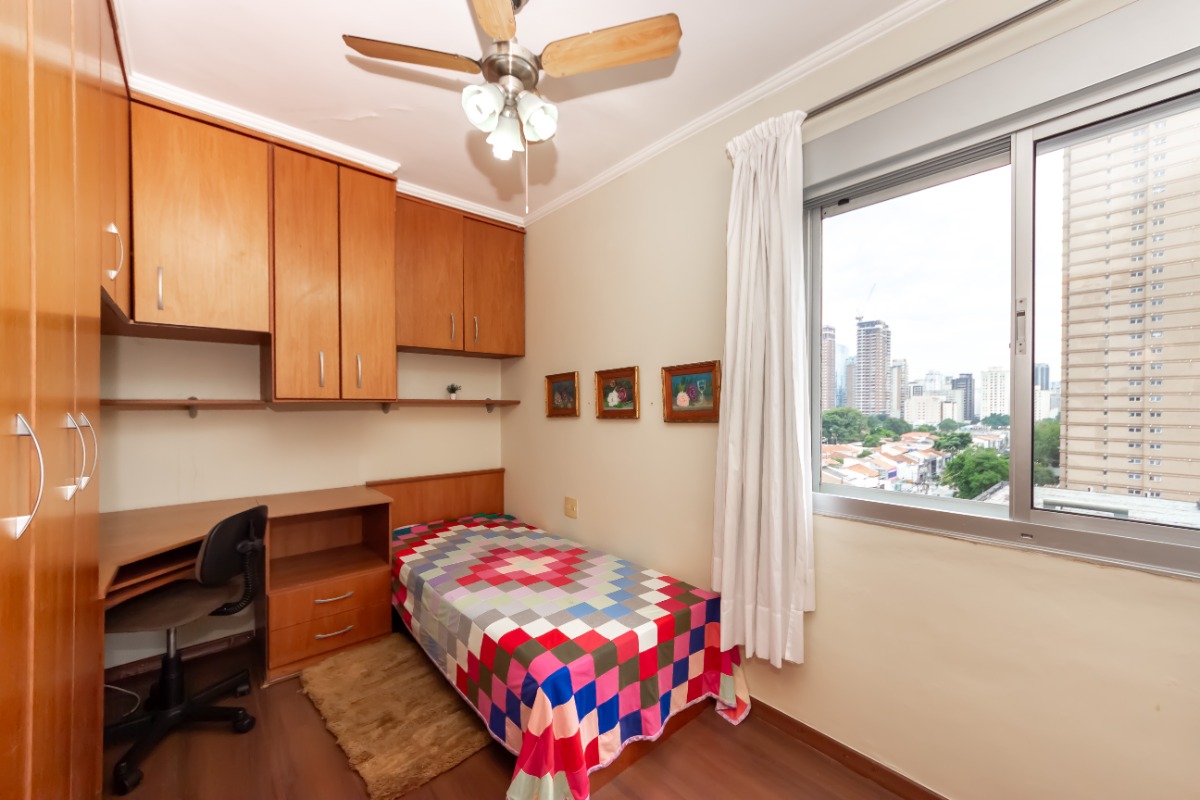 Apartamento à venda com 2 quartos, 70m² - Foto 15