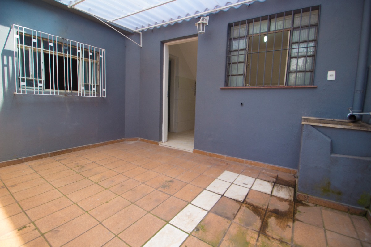 Casa à venda com 2 quartos, 125m² - Foto 16