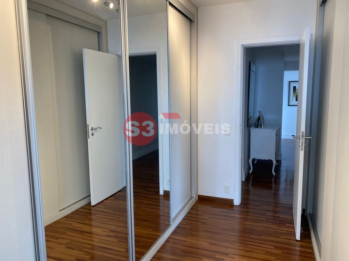 Apartamento à venda com 3 quartos, 213m² - Foto 30