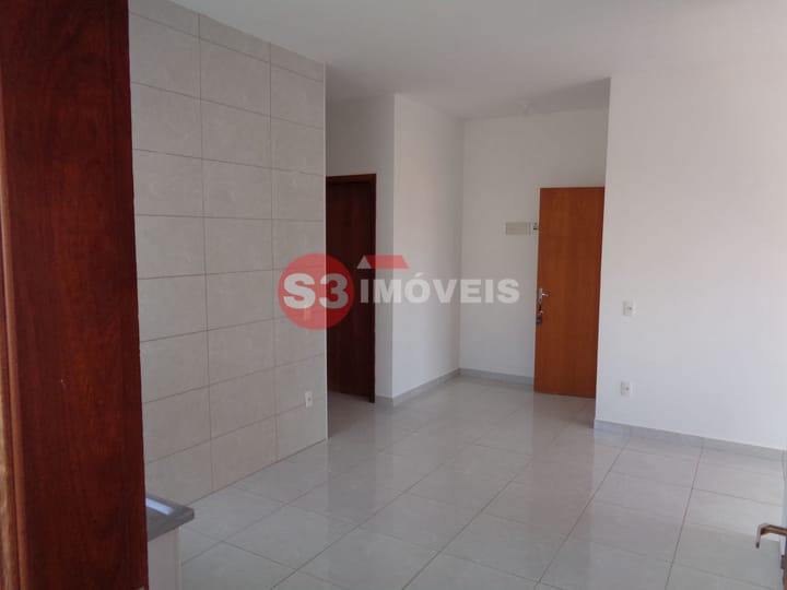 Casa à venda com 6 quartos, 250m² - Foto 33