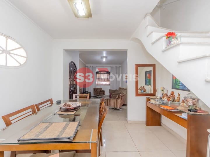 Casa à venda com 3 quartos, 200m² - Foto 7