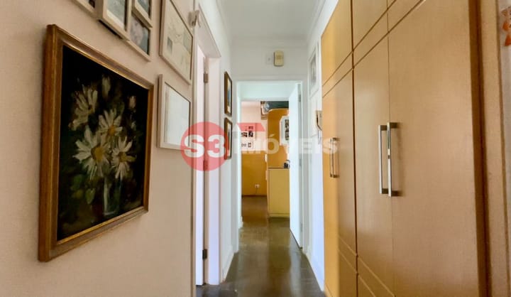 Apartamento à venda com 3 quartos, 136m² - Foto 32