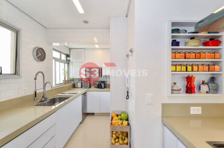 Apartamento à venda com 4 quartos, 131m² - Foto 11