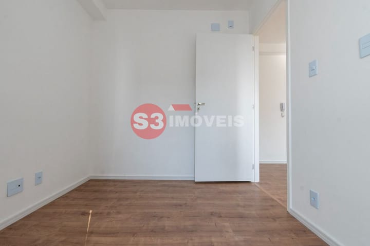 Apartamento à venda com 2 quartos, 30m² - Foto 29