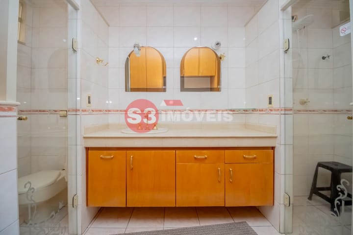 Casa à venda com 3 quartos, 256m² - Foto 25