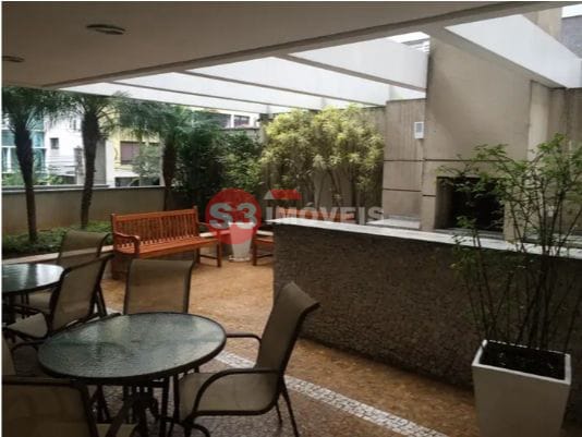 Apartamento para alugar com 2 quartos, 72m² - Foto 27