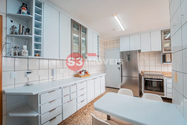 Apartamento à venda com 3 quartos, 139m² - Foto 42