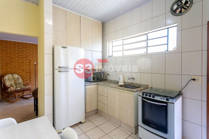 Casa à venda com 4 quartos, 228m² - Foto 30