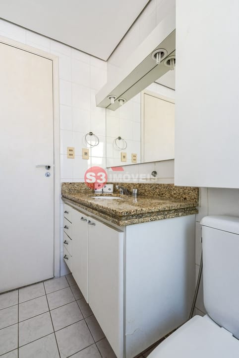 Apartamento à venda com 2 quartos, 64m² - Foto 16