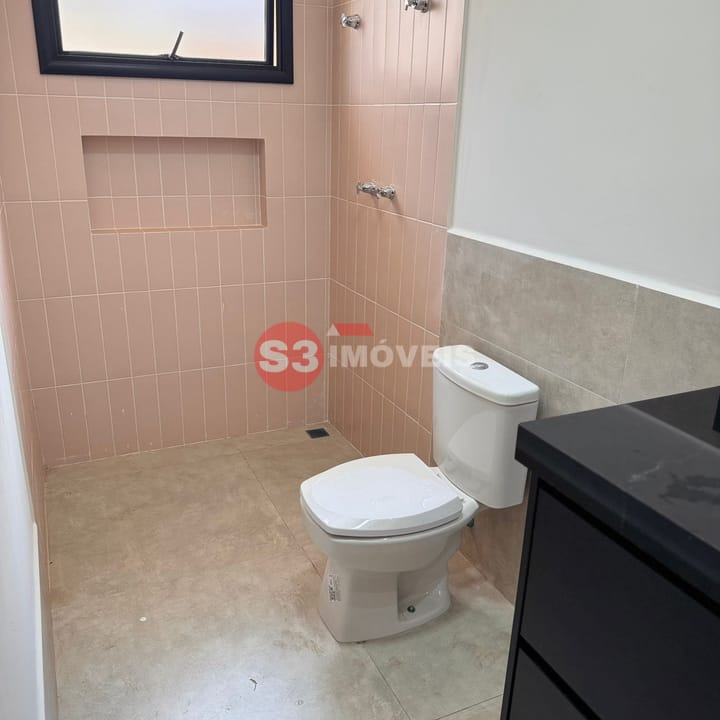 Casa à venda e aluguel com 2 quartos, 140m² - Foto 12