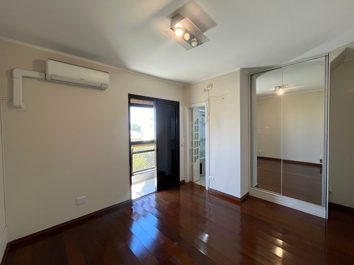 Apartamento à venda com 4 quartos, 176m² - Foto 7