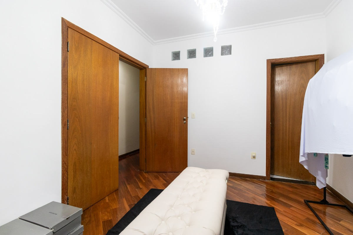 Apartamento à venda com 4 quartos, 105m² - Foto 18