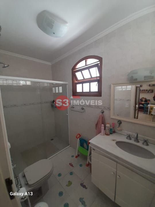 Casa à venda com 5 quartos, 219m² - Foto 32