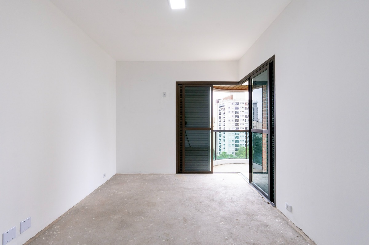 Apartamento à venda com 4 quartos, 236m² - Foto 42