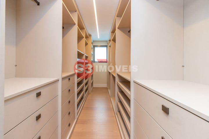 Apartamento à venda com 3 quartos, 244m² - Foto 33