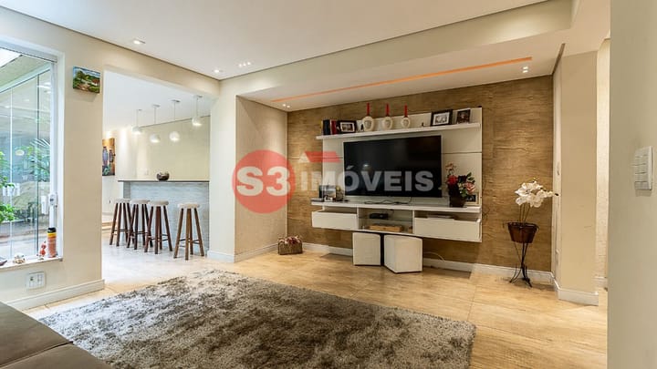 Casa à venda com 4 quartos, 300m² - Foto 16