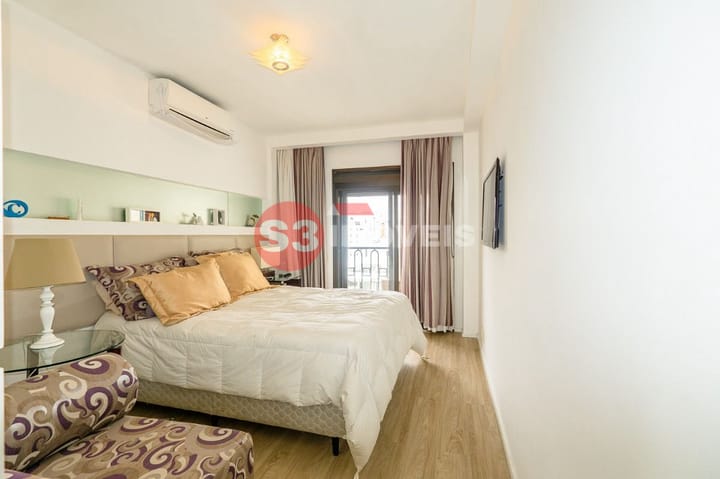 Apartamento à venda com 3 quartos, 201m² - Foto 25