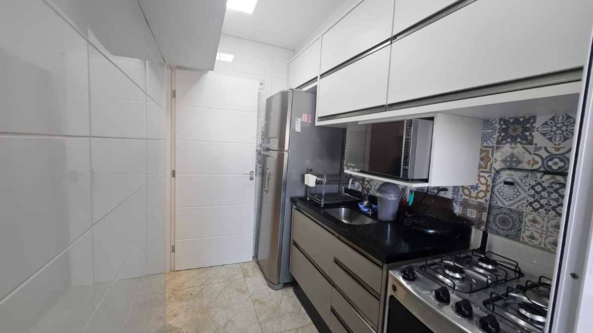 Apartamento à venda com 2 quartos, 94m² - Foto 10