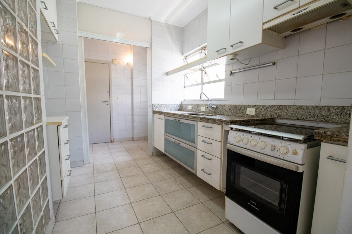 Apartamento à venda com 2 quartos, 83m² - Foto 32