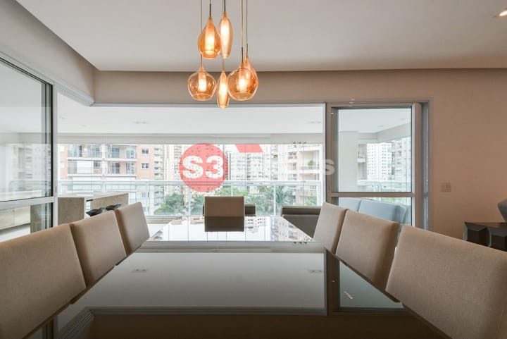 Apartamento à venda com 3 quartos, 157m² - Foto 13