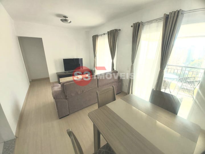 Apartamento para alugar com 2 quartos, 72m² - Foto 9