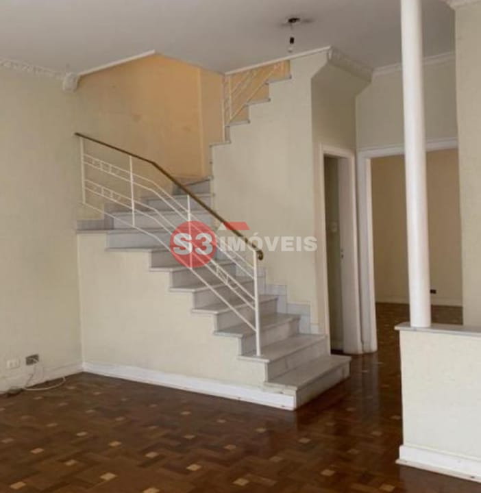 Casa à venda com 3 quartos, 180m² - Foto 4