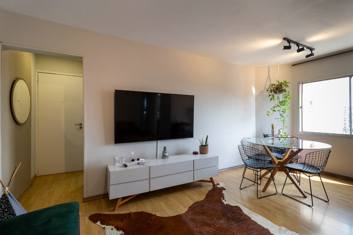 Apartamento à venda com 2 quartos, 62m² - Foto 3