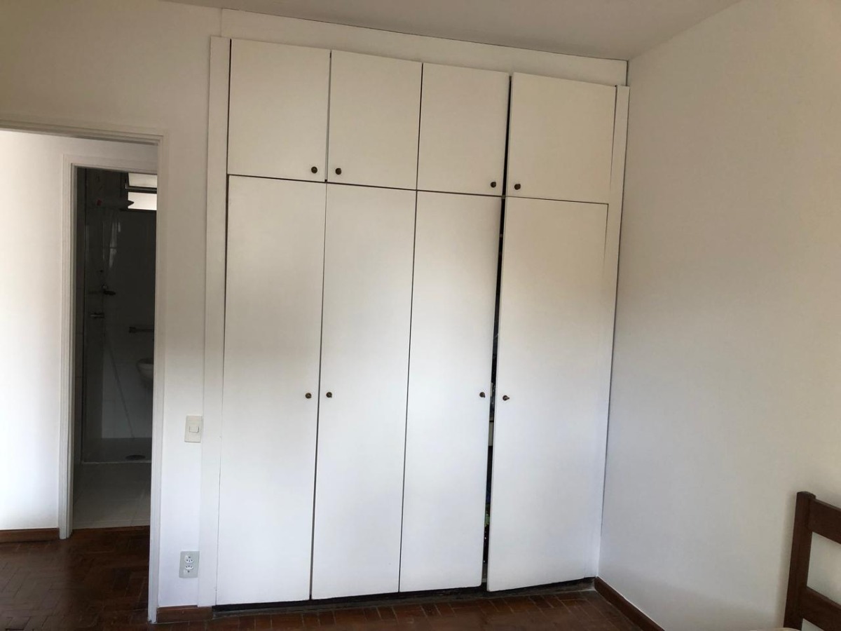 Apartamento à venda com 2 quartos, 80m² - Foto 12