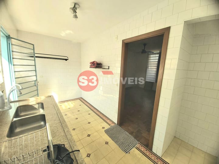 Casa à venda com 2 quartos, 60m² - Foto 21