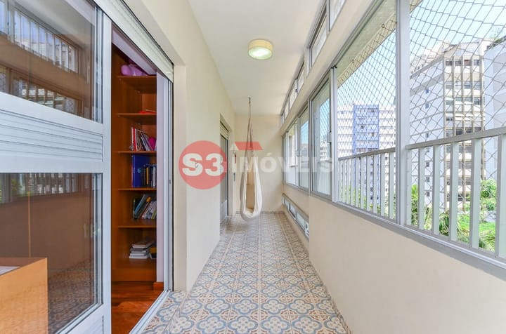 Apartamento à venda com 3 quartos, 191m² - Foto 33