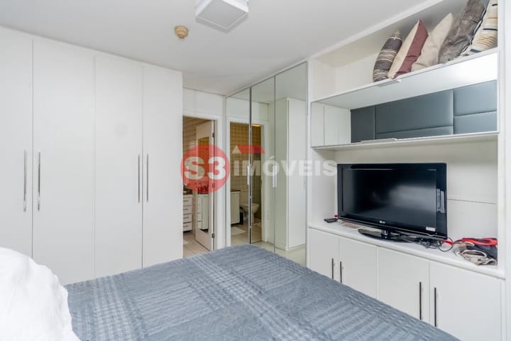 Apartamento à venda com 1 quarto, 42m² - Foto 16