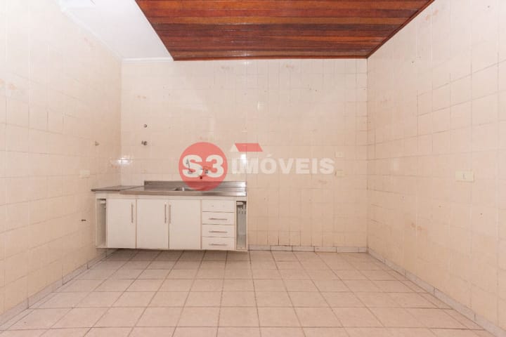 Casa à venda com 5 quartos, 210m² - Foto 10