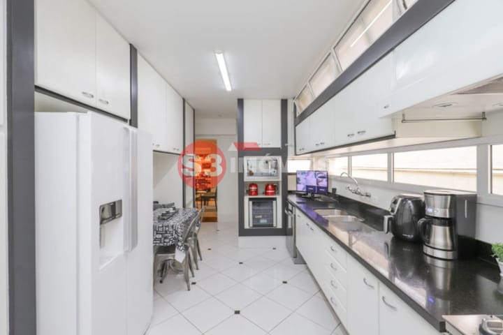 Casa à venda com 4 quartos, 449m² - Foto 22