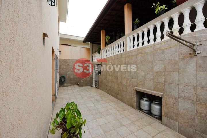 Casa à venda com 5 quartos, 310m² - Foto 33