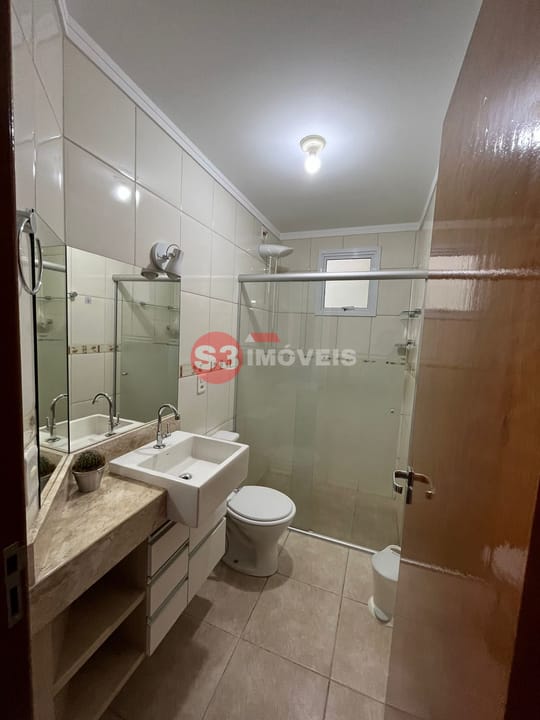 Apartamento para alugar com 2 quartos, 72m² - Foto 8