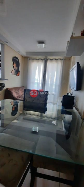 Apartamento à venda com 2 quartos, 42m² - Foto 4