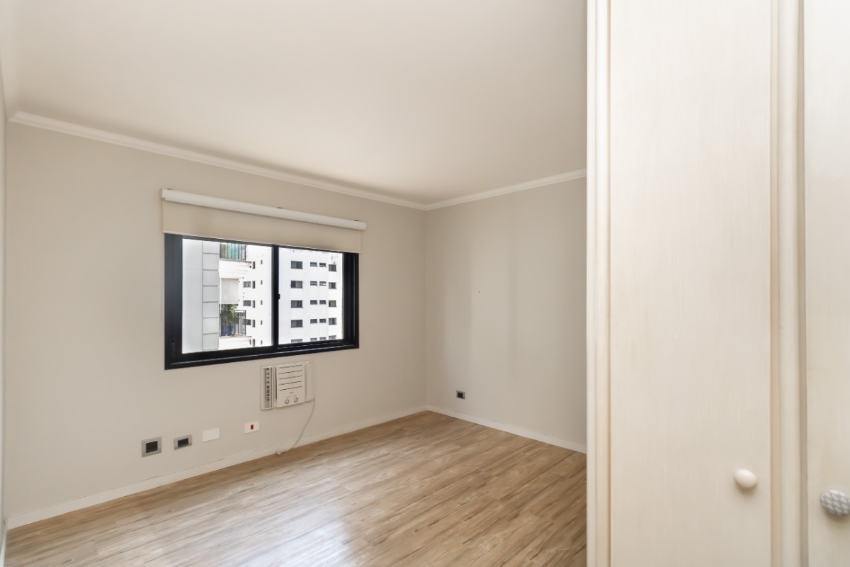 Apartamento à venda com 3 quartos, 136m² - Foto 20