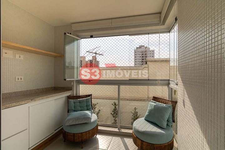 Apartamento à venda com 2 quartos, 65m² - Foto 17