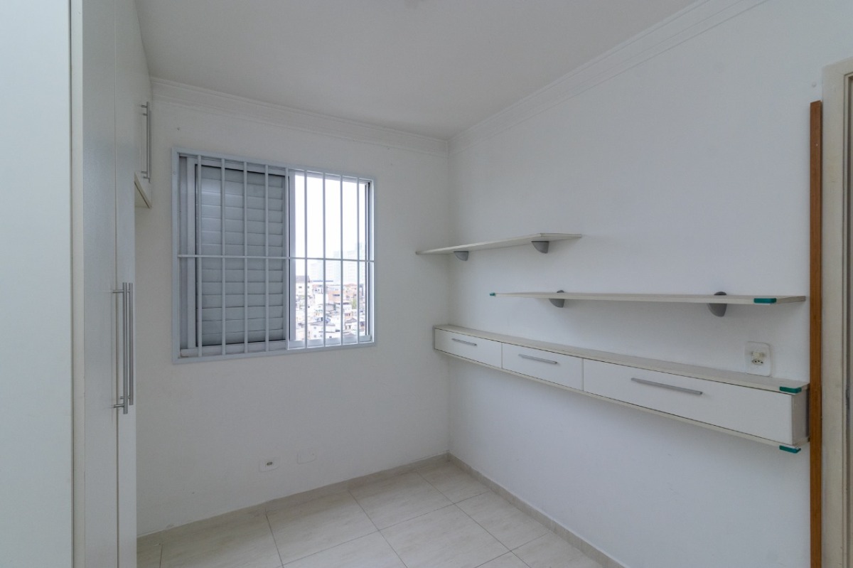 Apartamento à venda com 2 quartos, 48m² - Foto 12