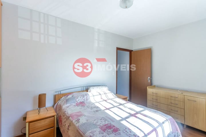 Casa à venda com 4 quartos, 228m² - Foto 14