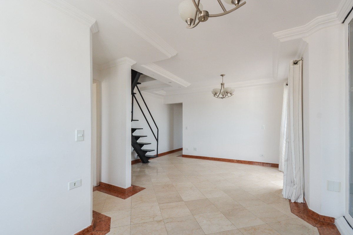 Apartamento à venda com 2 quartos, 104m² - Foto 9