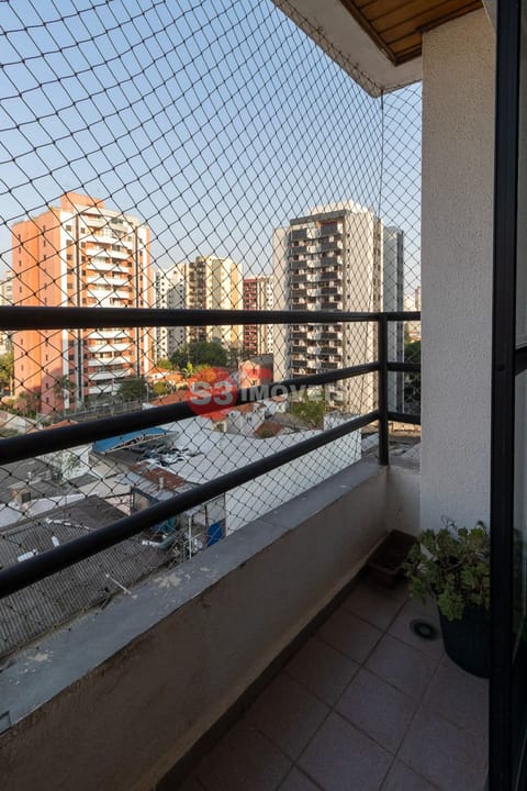 Apartamento à venda com 2 quartos, 57m² - Foto 3