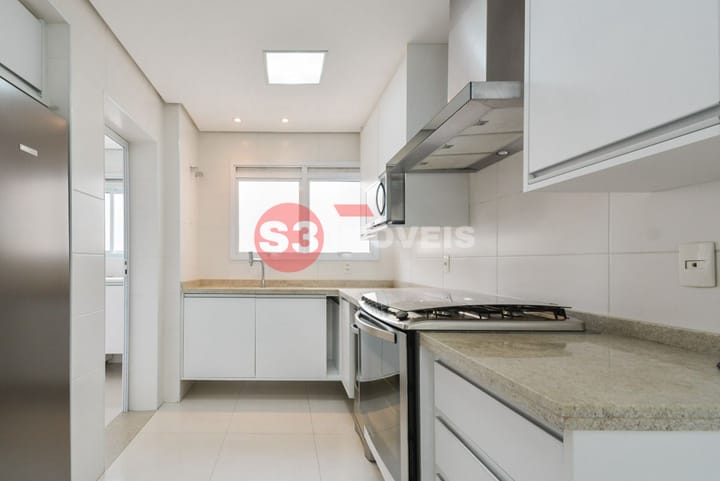 Apartamento à venda com 3 quartos, 157m² - Foto 21