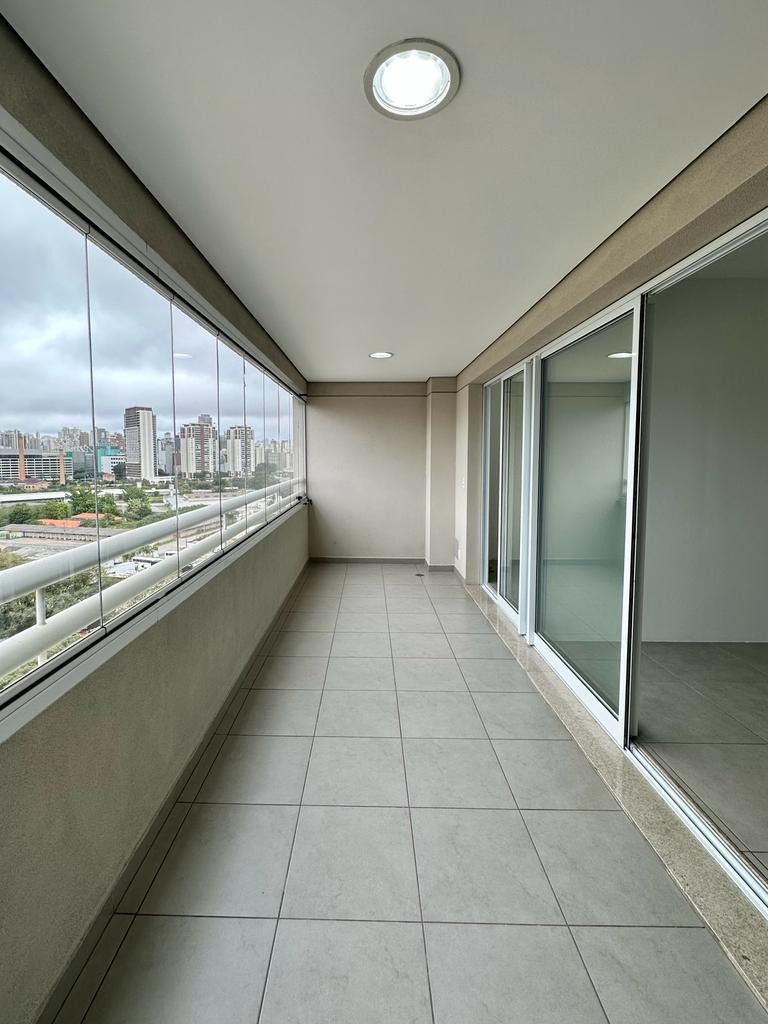 Apartamento à venda com 2 quartos, 67m² - Foto 7