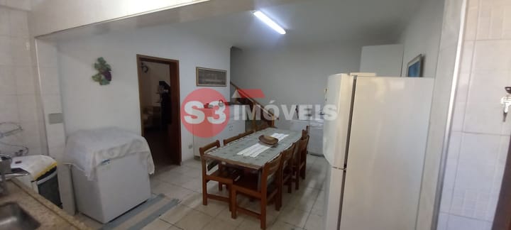 Casa à venda com 3 quartos, 270m² - Foto 11