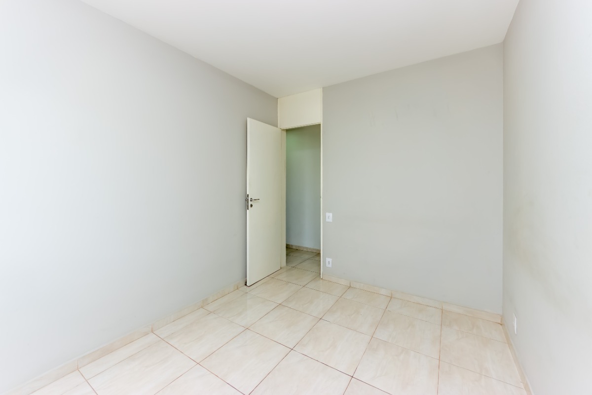 Apartamento à venda com 3 quartos, 61m² - Foto 8