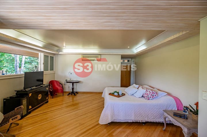 Casa à venda com 4 quartos, 1023m² - Foto 47