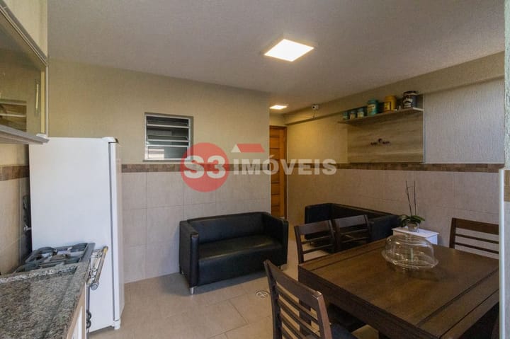 Casa à venda com 3 quartos, 240m² - Foto 34